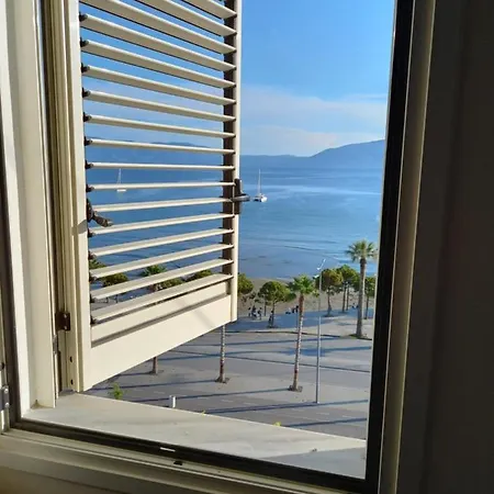 View On Lungomare Apartment